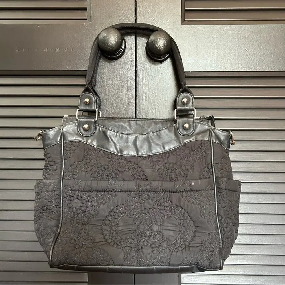 Petunia Pickle Bottom Black Quilted Diaper Bag, Shoulder Bag/Crossbody